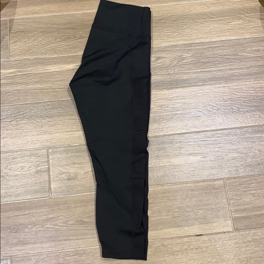 Fabletics - Picture 2 of 5